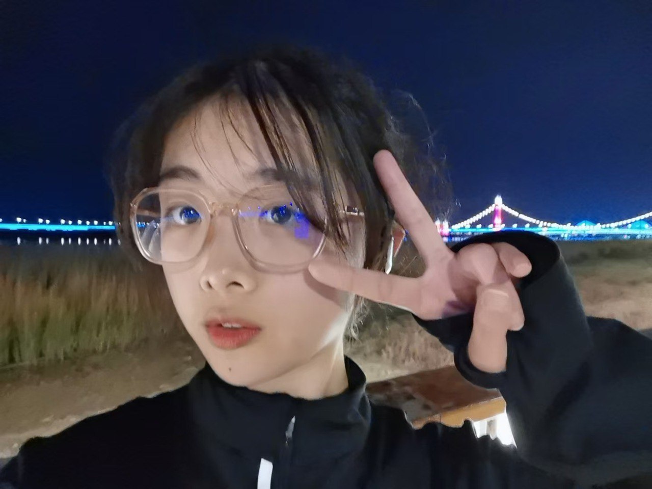 亞洲婷婷國產精品電影人久久