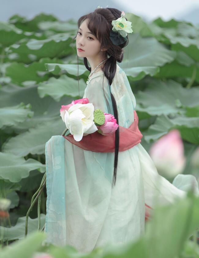 亞洲精品免費(fèi)在線